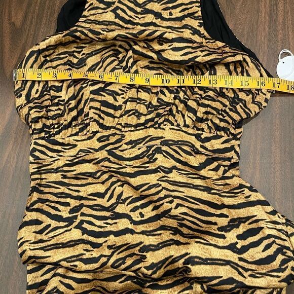 Song Of Style Revolve Hope Maxi Dress in Tiger Multi.Size S - Picture 16 of 16